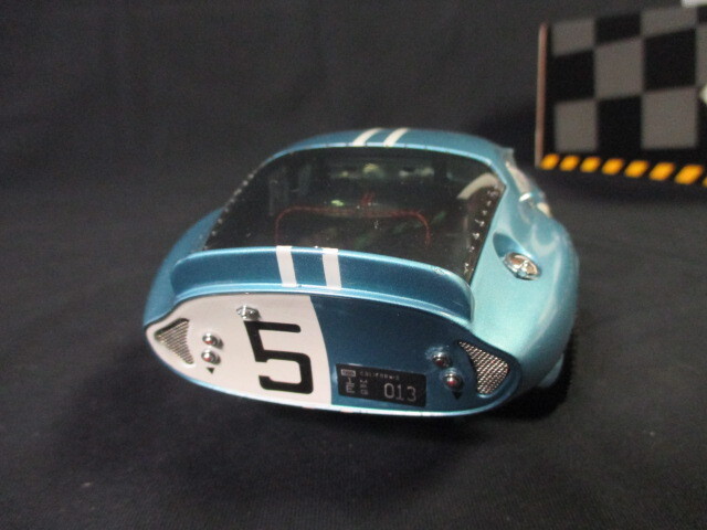 RACING LEGENDS 1/18 ‘64 コブラ デイトナ クーペ ミニカーの画像6