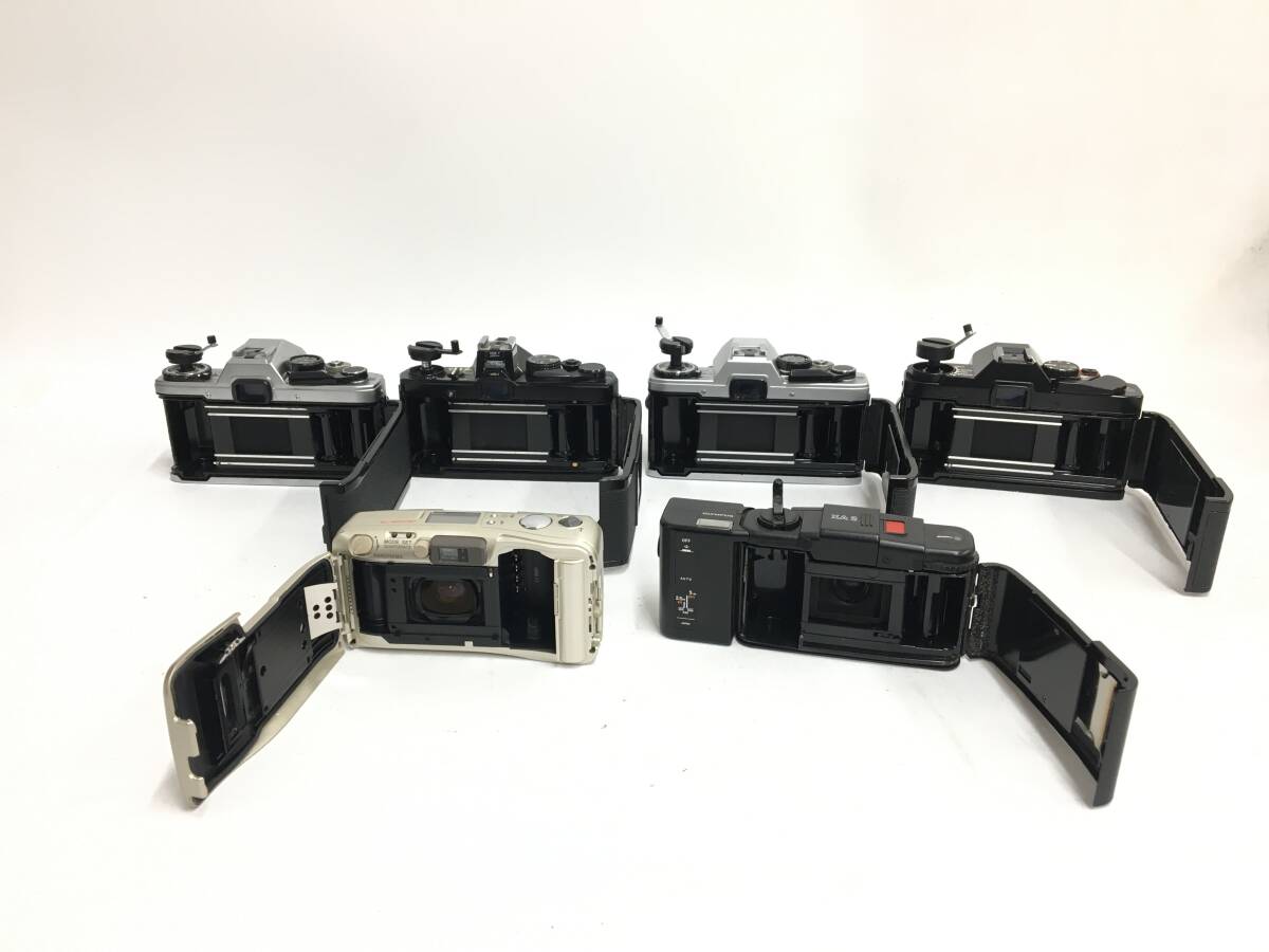 ☆ OLYMPUS フィルムカメラ まとめ 1 ☆ OM-1 + OM-2 ×4 + OM 10 ×2 + OM 30 + μ ×3 + XA2 他レンズ7本 オリンパスの画像7