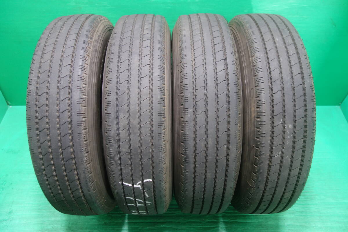 L1364-22 送料無料 195/85R15 113/111L サマータイヤ 夏 LT 4本セット YOKOHAMA RY108A 8分山 溝たっぷり 2022年製_画像1