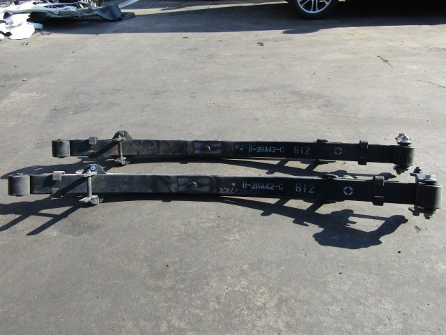  Hiace TRH221K leaf spring left right set 4 sheets 48203-26A42 48210-26A42 postage [M][ gome private person direct delivery un- possible ]