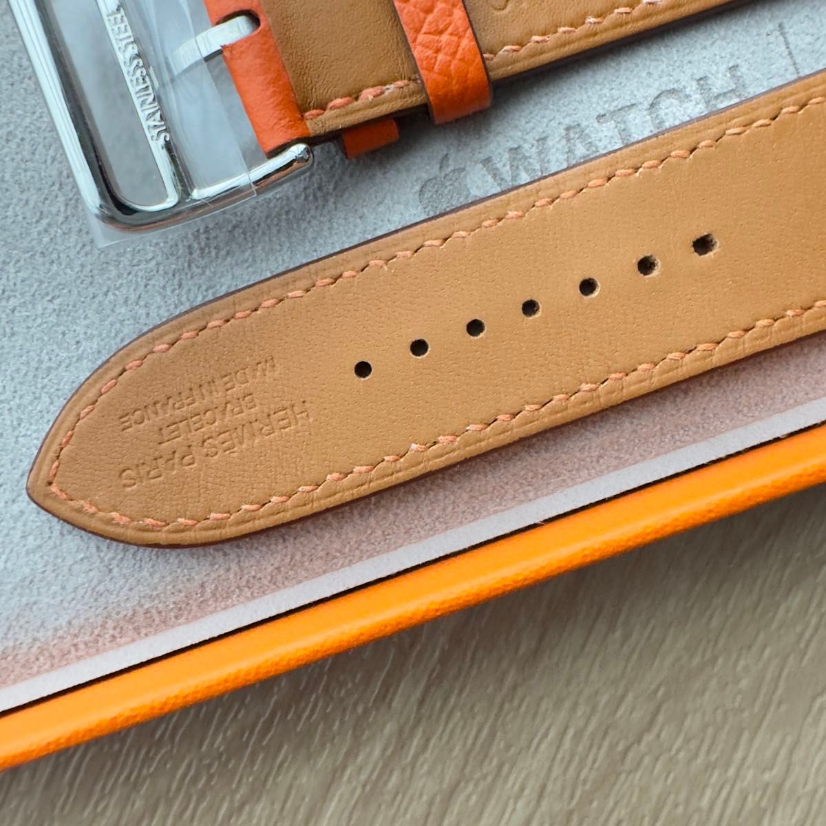 1744 Apple Watch エルメス　オレンジ　エプソン　HERMES