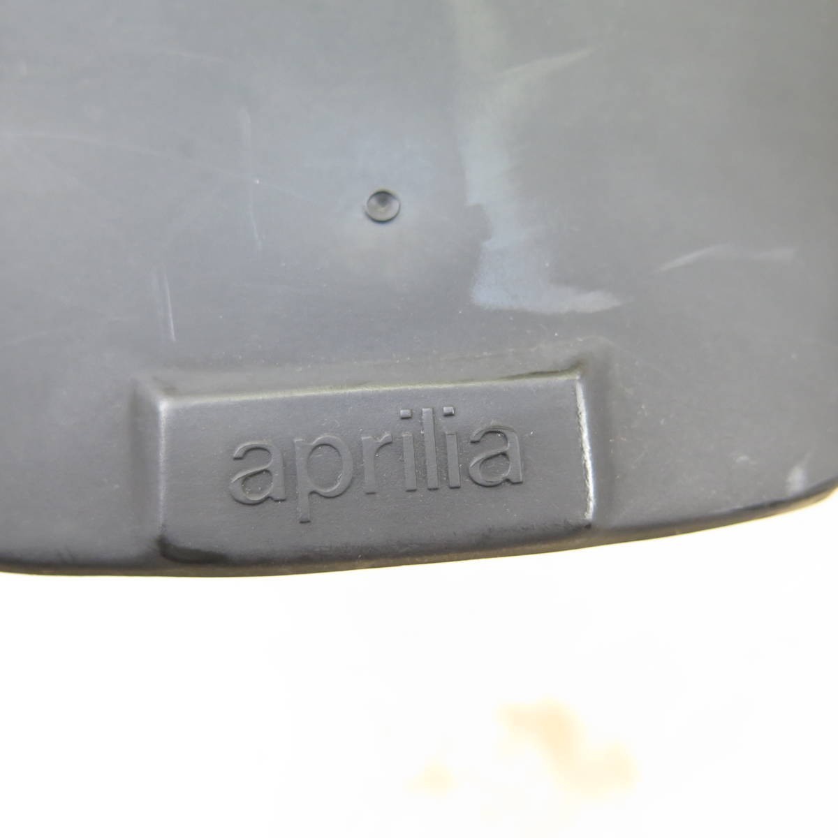 ★aprilia アプリリア RS50 ZD4MMA 純正リアフェンダー テール ナンバーステー DIS.10115 220420 　_画像5