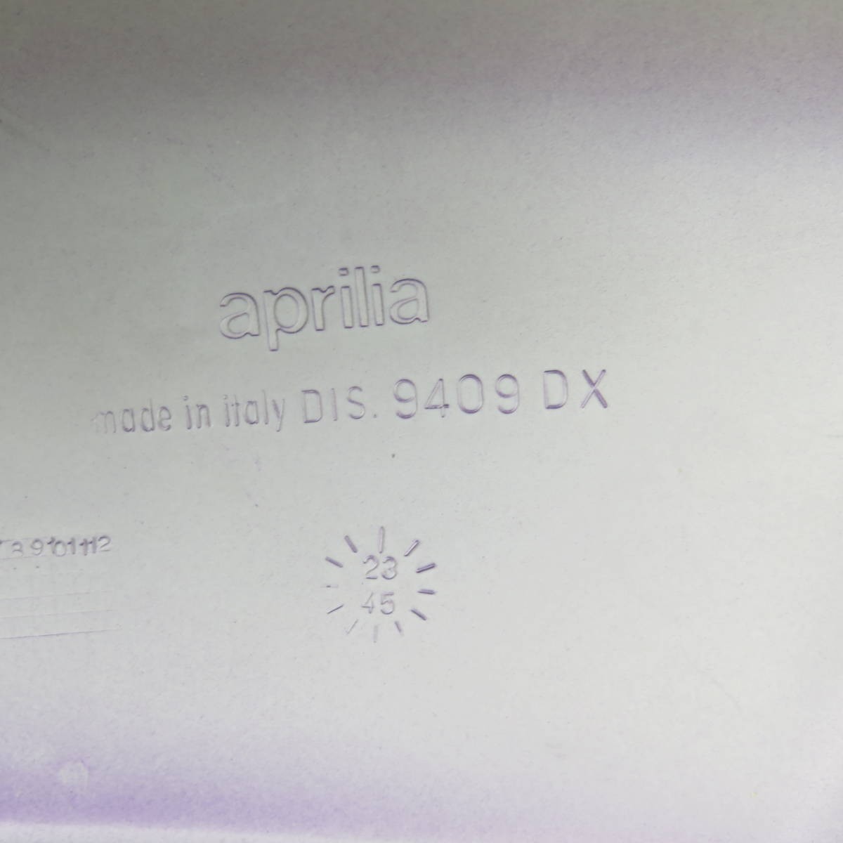 ★aprilia アプリリア RS50 ZD4MMA 純正 シートカウル テールカウル リア DIS.9409SX/DX DIS.9410 220420 中古の画像7