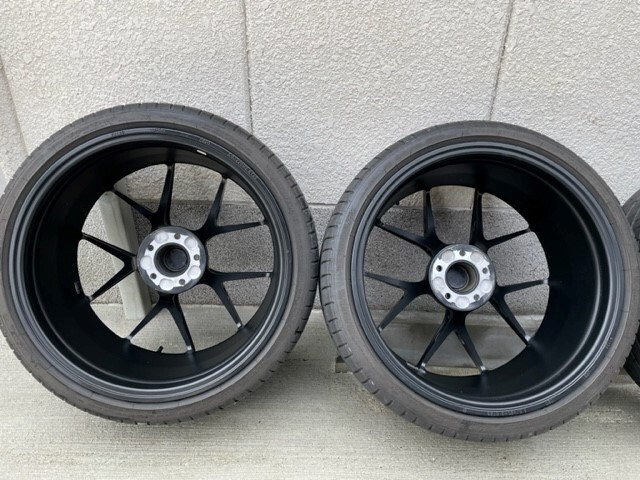 超レア！美品! ＢＢＳ ＦＩ－Ｒ鍛造ホイール ＦＩ１３９ ミシュラン パイロットスポーツおまけ付き ４本セットの画像4