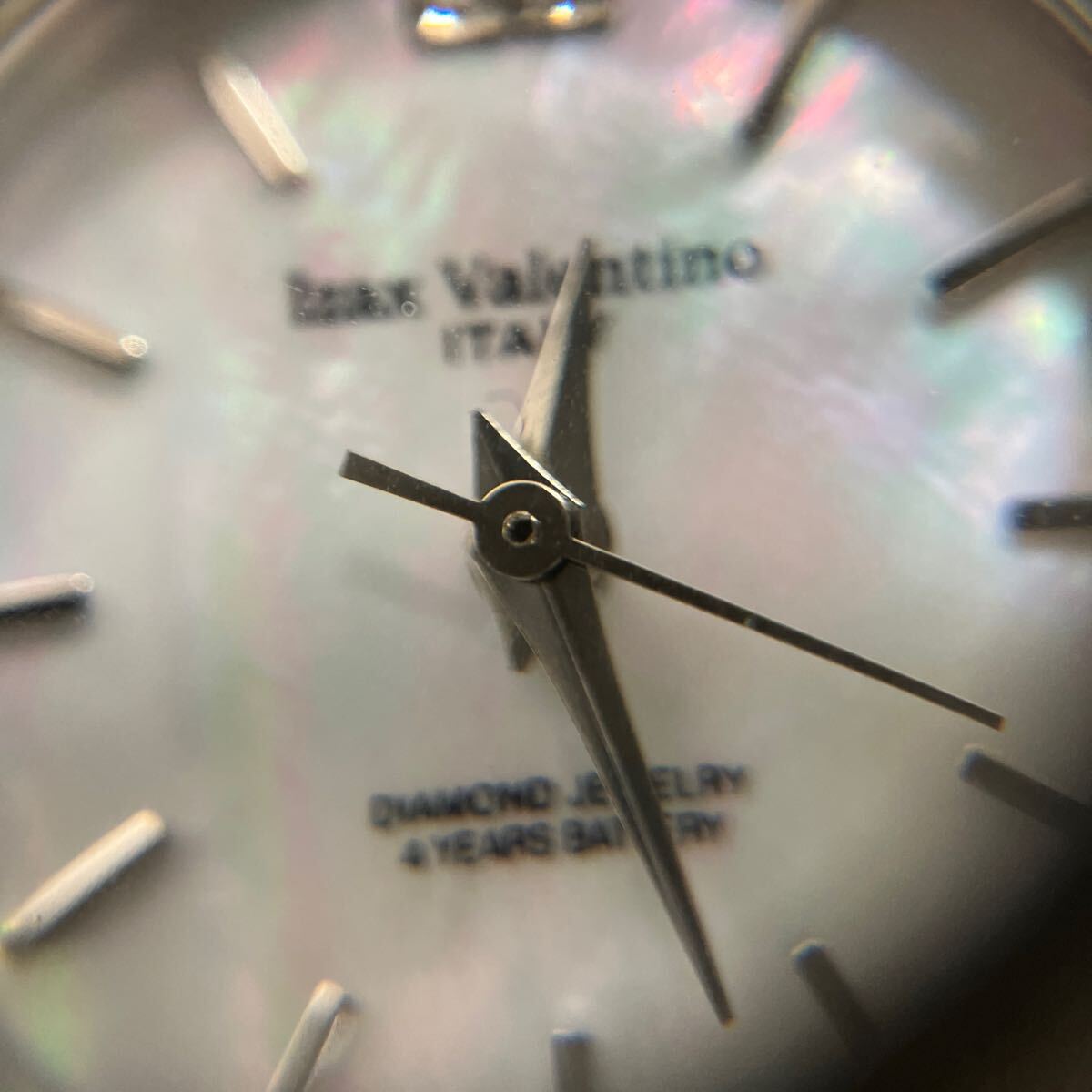 アイザックバレンチノ 腕時計 クォーツ ドレスウォッチ IVL-9100-2 シェル文字盤 アンティーク の画像5