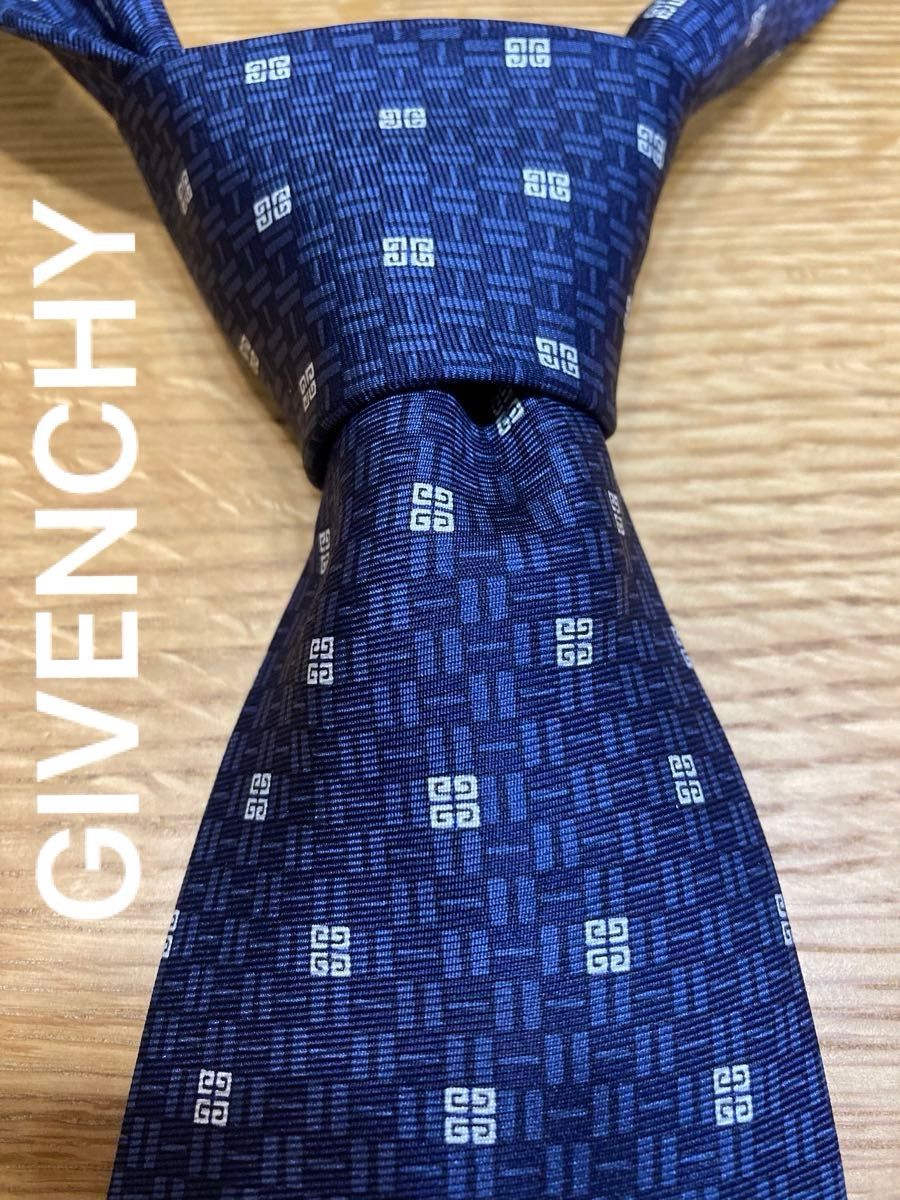 【美品】ジバンシー　GIVENCHY  ブランドネクタイ