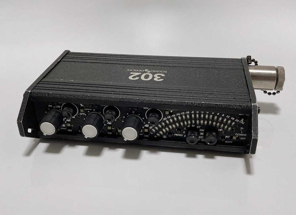 Sound Devices 302 マイクプリアンプ 3ch ポータブル フィールド ミキサーの画像1