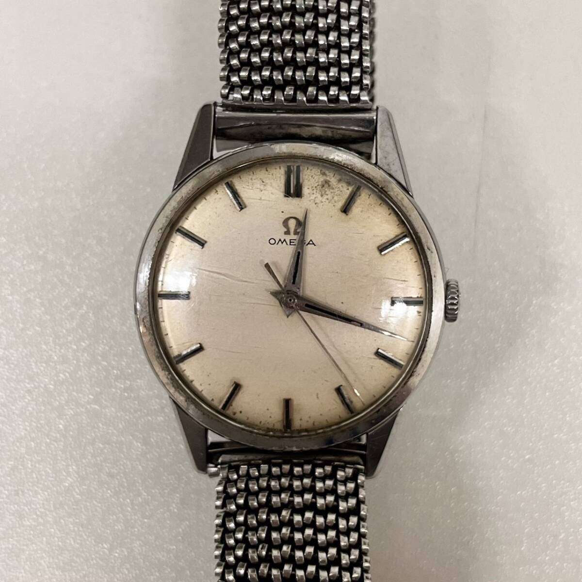 【C-24473】OMEGA オメガ automatic AT ラウンド シルバー文字盤 自動巻き メンズ 腕時計 稼動品 現状品 ヴィンテージ 中古 の画像1