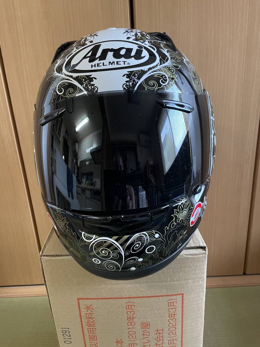 Arai Astro IQ グラフィック サイズXL （61.62cm） 中古 まだ使用可能です。の画像1