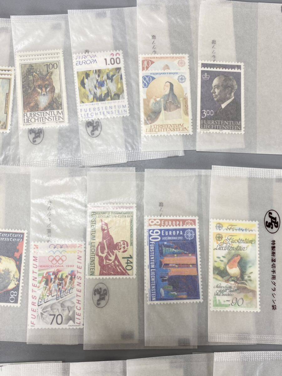 【1円スタート】海外切手 バラ切手 国連 人物 絵画等 未使用切手 50袋 コレクション 保管品の画像4