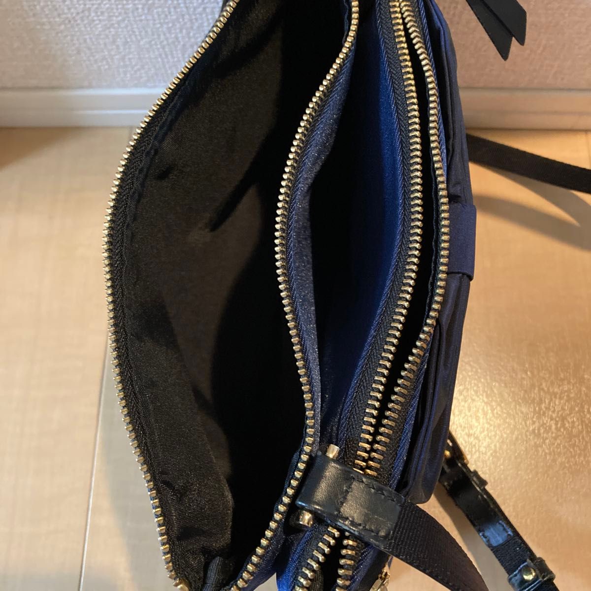 LANVIN en Bleu ネイビー リボン ショルダーバッグ斜め掛け LANVIN en Bleu ネイビー リボン ショルダーバッグ斜め掛け