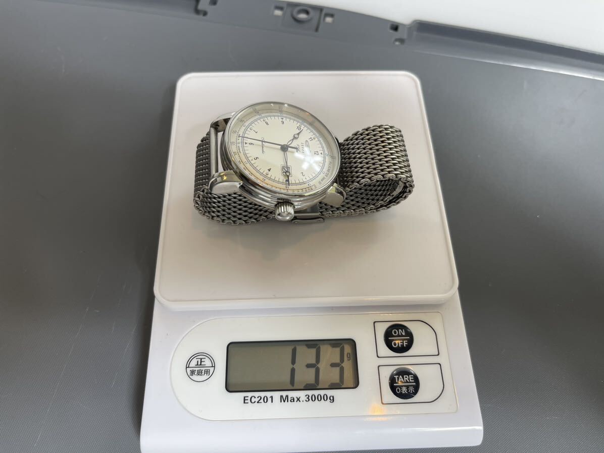 ドイツ製自動巻腕時計ツェッペリンデイト 100周年自動巻25石ケース径約４３ミリ日差約1分程度存在感ある逸品の画像8
