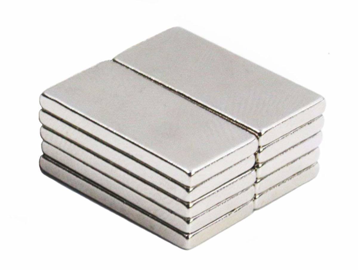 角 型 ネオジウム磁石 ネオジム磁石 マグネット 20 × 10 × 2 mm 10個セット！送料無料！_画像1