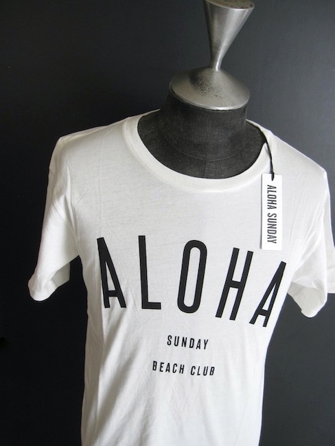 【ALOHA SUNDAY アロハサンデー / U.S.A.】新品 ロゴ Tシャツ 白/黒 ２枚セット!! （ MADE IN U.S.A .ALOHA BEACH CLUB 男女均可）の画像3