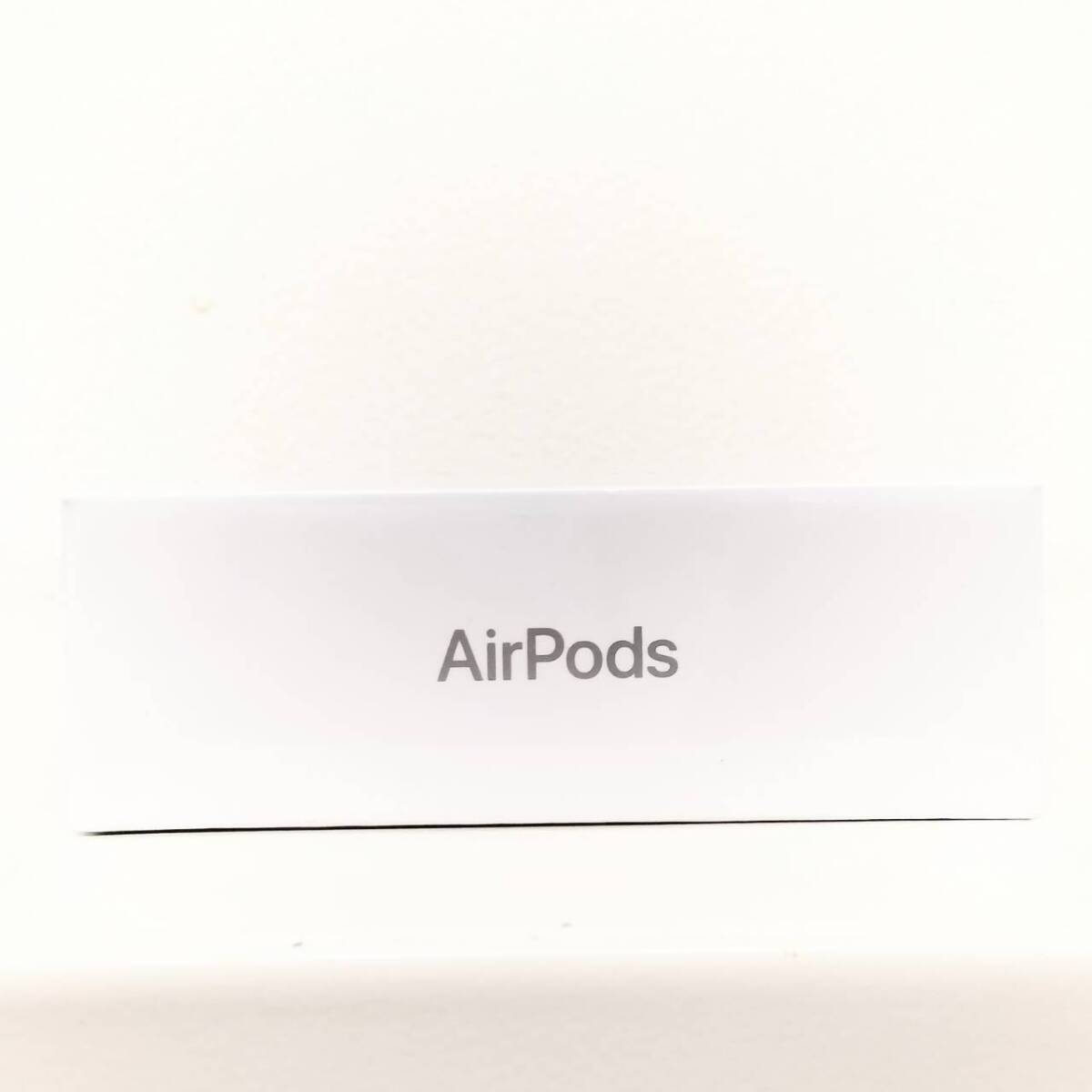 【IK-27638】1円～ Apple AirPods（第2世代） MV7N2J/A 未使用未開封 ワイヤレスイヤホン ライトニング端子 参考上代:１９，８００円の画像3