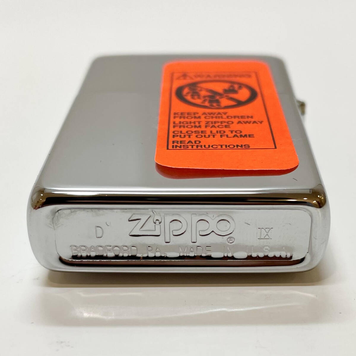 ▲▽745【未使用品】ZIPPO ジッポ WINDY VARGA GIRL 1935 メタル貼り 1993年製 ウィンディ バルガガール 缶ケース付き△▼の画像4