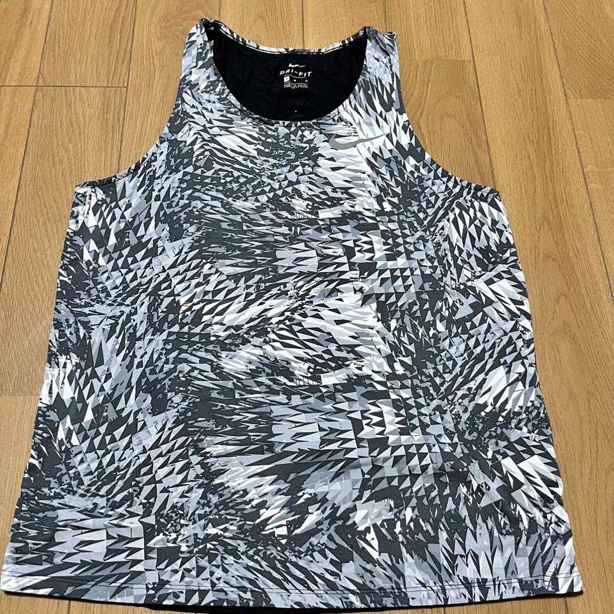 NIKE ナイキ シングレット タンクトップ ランニングシャツ ラン NIKE ナイキ シングレット タンクトップ ランニングシャツ ラン