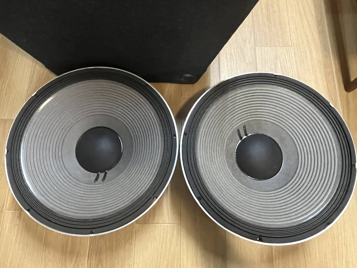 送料込 JBL 2226H 8Ω ペア ウーファー ウーハー 動作OK その1の画像1