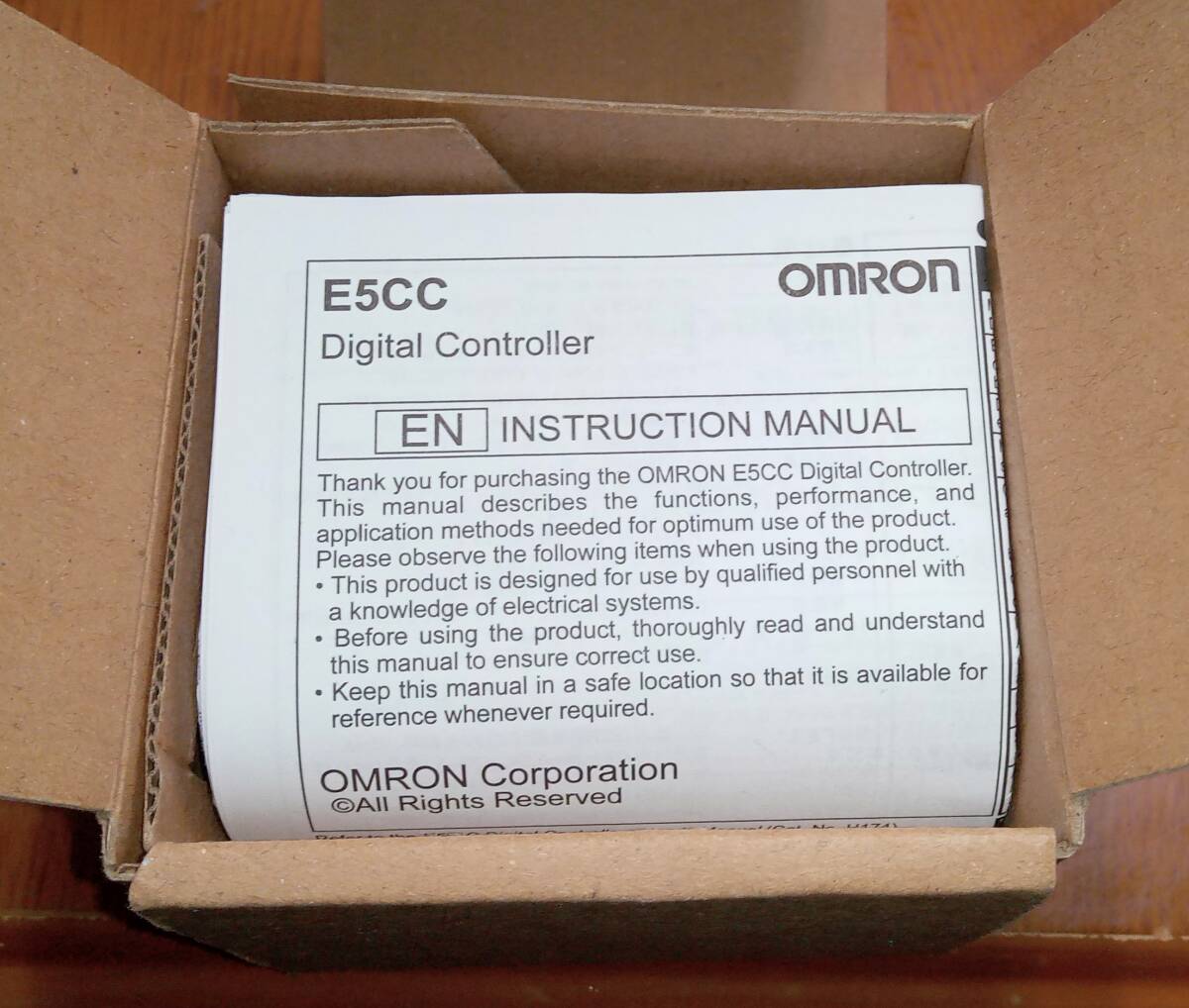 OMRON【温度調節器】E5CC-QX2ASM-006の画像3