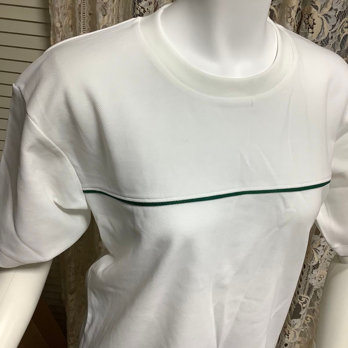 学校　体操服　半袖夏用シャツ　グリーンライン　新品  Lサイス 
