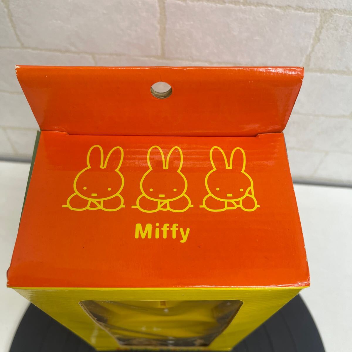 B402. 22.未開封品 ミッフィー　置時計　Miffy Dick Bruna. コレクター放出品_画像4