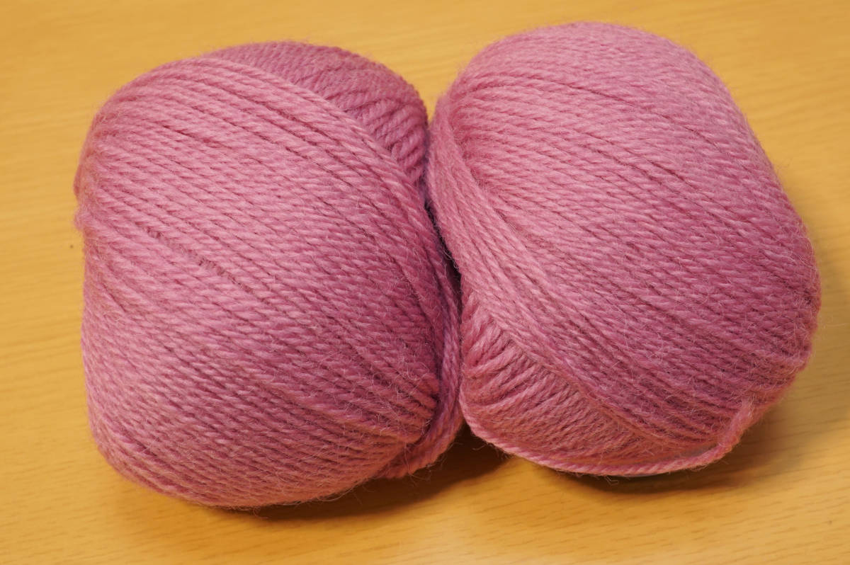ウールボックスKM 毛糸(並太程度)ウール100% ピンク系20玉組 セーター チュニック ベスト ストール 帽子 マフラー 編み小物の画像4
