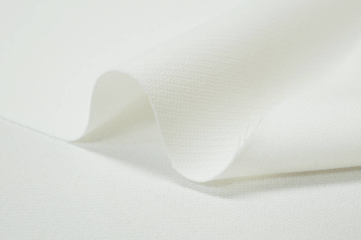 さらさらファッションクロス 微薄～やや中厚地ひらひらドレープ感 オフ白 長4ｍ巾135cm ブラウス チュニック スカート ワイドパンツの画像2