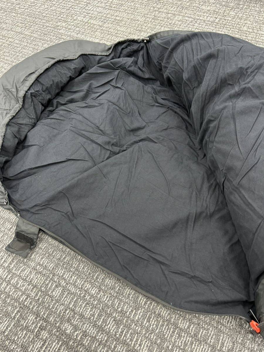 寝袋 ふかふか シュラフ 人工ダウン 限界使用温度-15℃ ハイブリッド型 冬 用 車中泊 キャンプ フィールドサハラ fieldSAHARA ZHB15 14の画像3