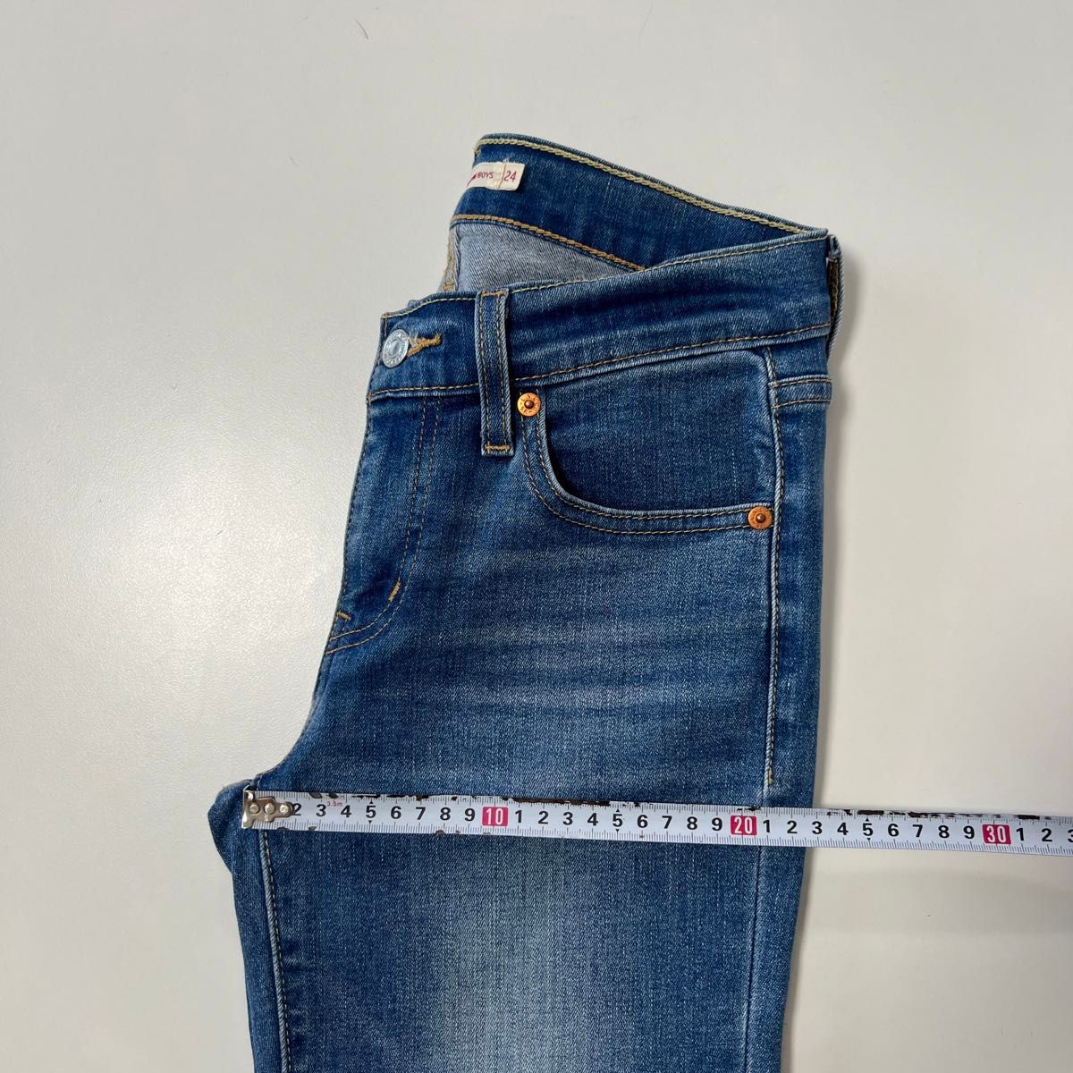 レディースデニム　LEVI'S W24L30 BORROWED FROMTHEBOYS リーバイス　ジーパン　ジーンズ　