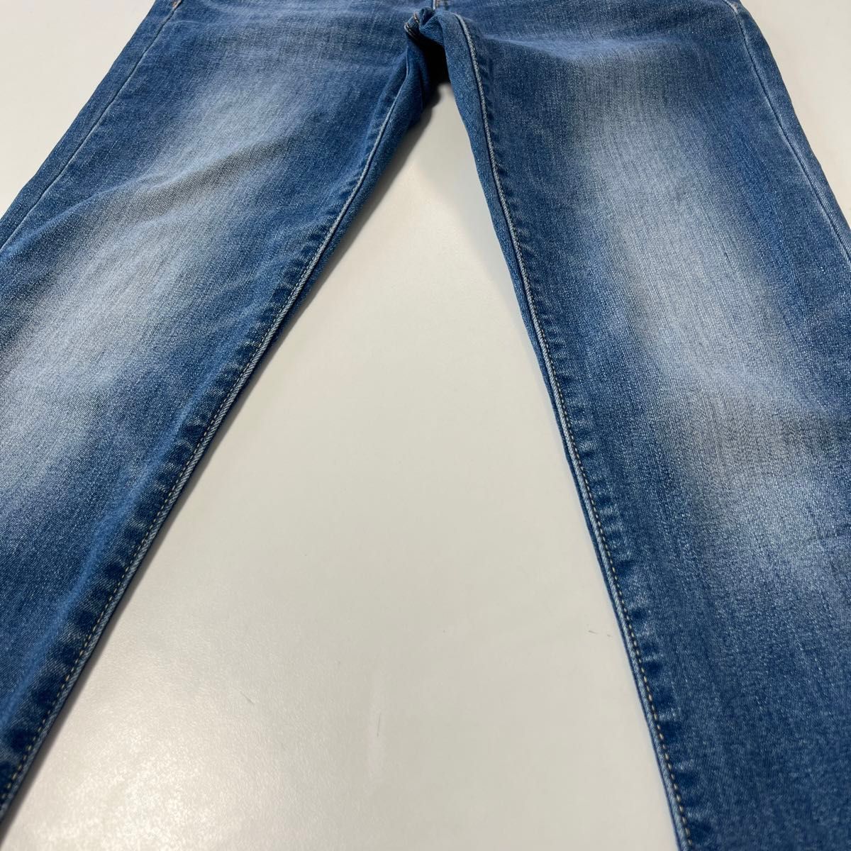 レディースデニム　LEVI'S W24L30 BORROWED FROMTHEBOYS リーバイス　ジーパン　ジーンズ　