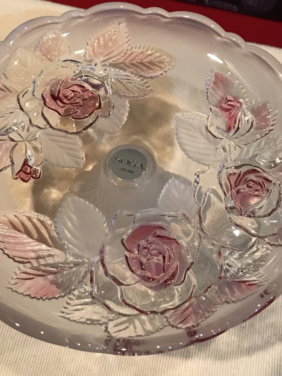 A7651●昭和レトロ SOGAガラス クリスタルローズ ティータイムセット(足付小皿/ティーカップ＆ソーサー2客) ロマンチックなピンクのバラ の画像9