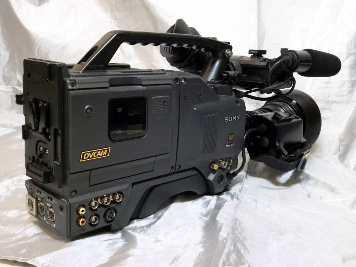 Yahoo!オークション - SONY DSR-130 VCT-U14+ケース付き Yahoo!オークション - SONY DSR-130 VCT-U14+ケース付き