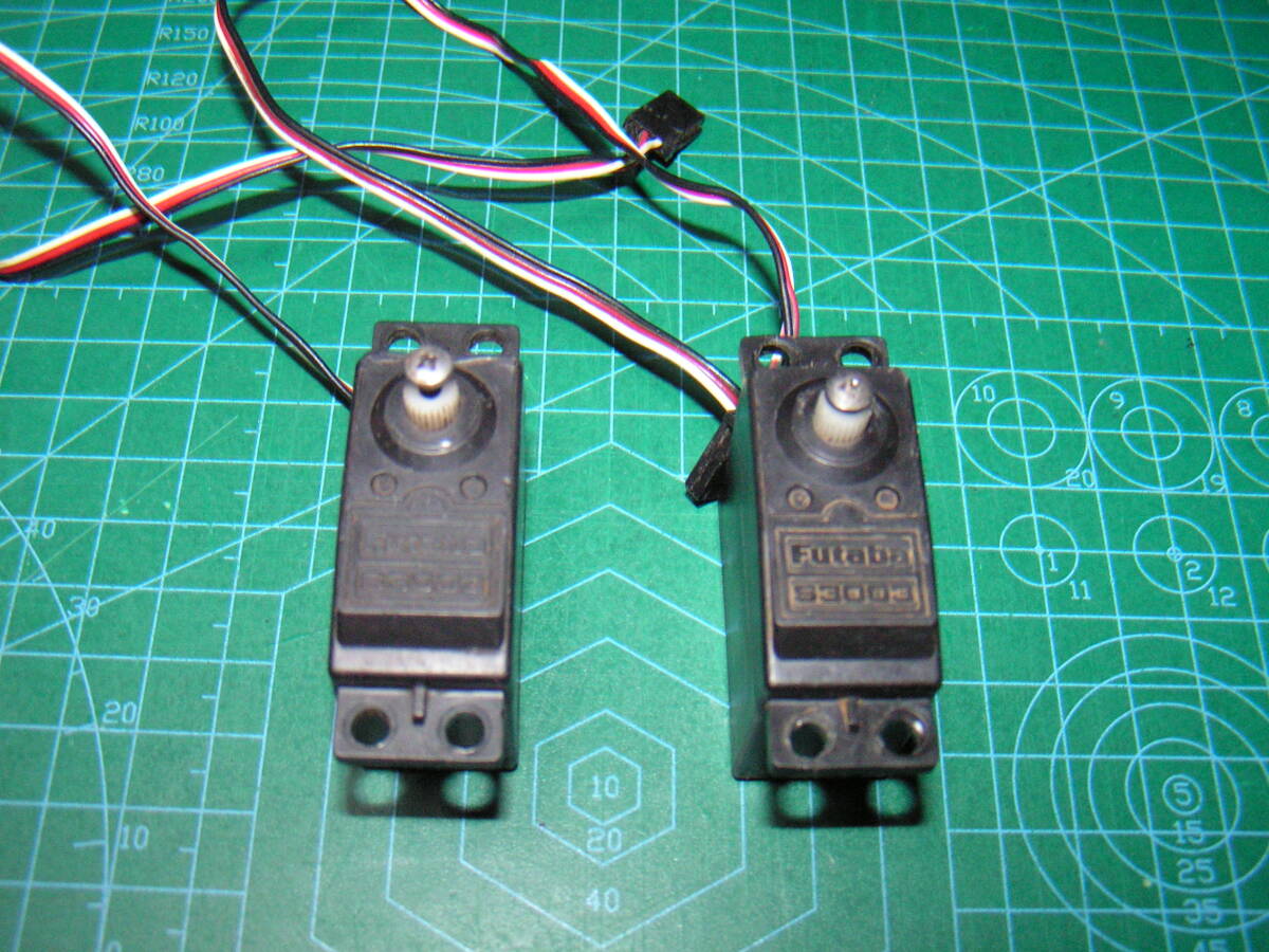 .[S3003]2 piece Futaba Futaba servo 