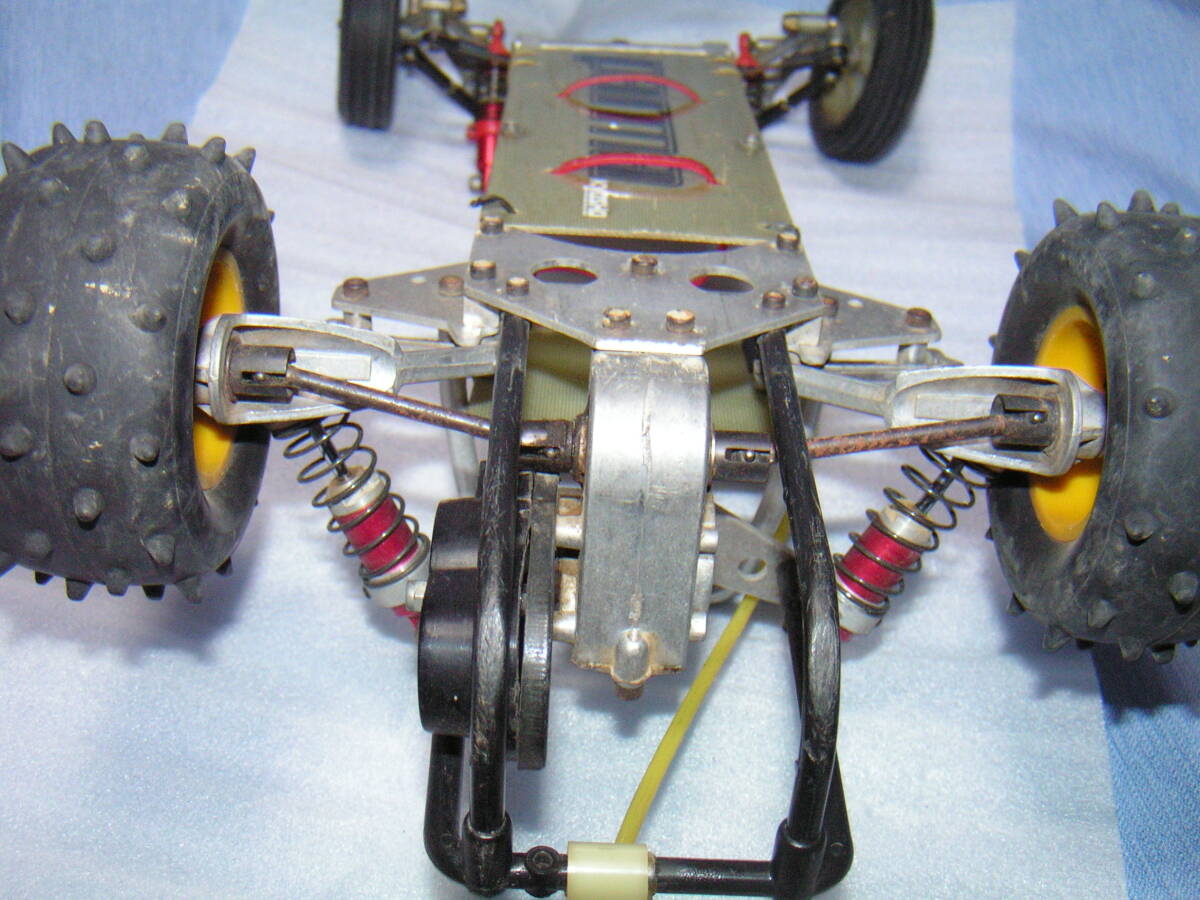 . Kyosho Scorpion (toma Hawk?) подлинная вещь KYOSHO SCORPION TOMAHAWK