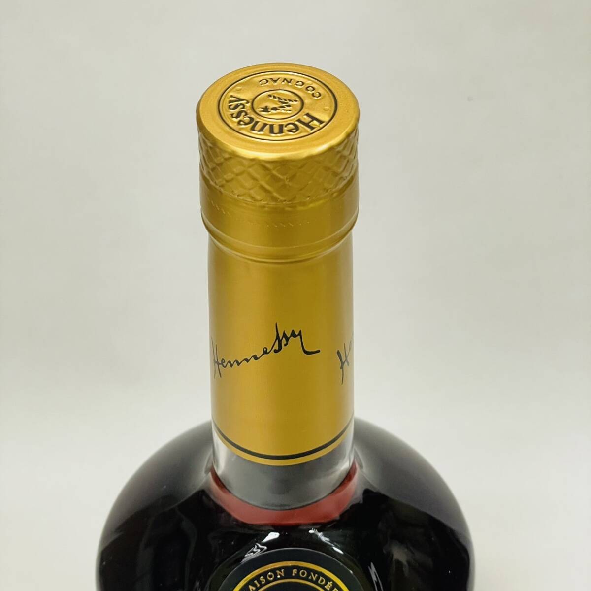 【MIA-9540YN】１円 ～ 未開栓 Hennessy Very Special ヘネシー ベリースペシャル コニャック ブランデー 700ml 40％ 古酒 箱付き の画像4