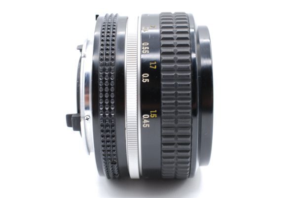 【美品】Nikon Ai NIKKOR 50㎜ F1.4 Fマウント 単焦点 ニコン 送料無料 外観もレンズも綺麗_画像6