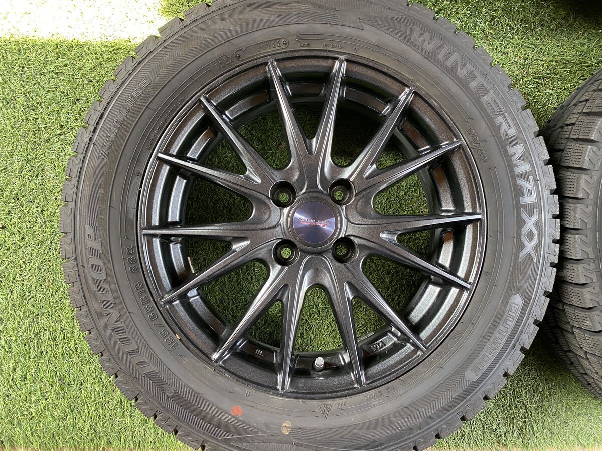 美品　185/65R15 88Q DUNLOP WINTERMAXX スタッドレス 2022年製　バリ山4本セット　15x5.5J ET 42 PCD 4Hx100 ハブ系やく　73mm_画像4