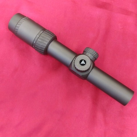 【中古現状品】ARROW OPTICS AIMTAC VISION HD 1-4.5x26 ライフルスコープ_画像5