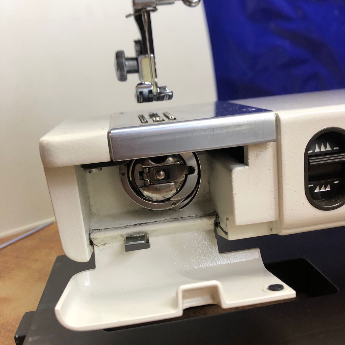 TOYOTA freebie sewing machine model -HZ552 handicraft 