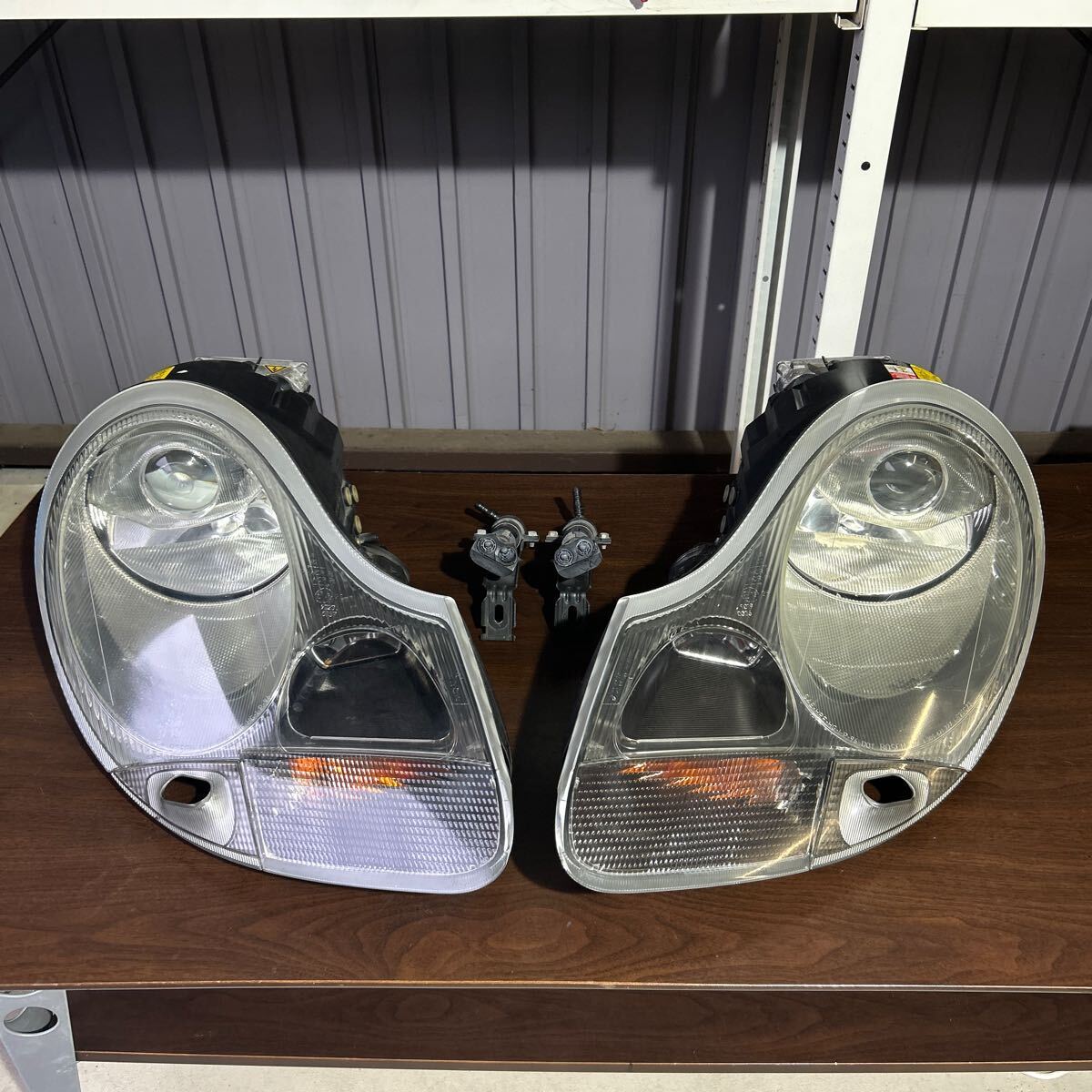 ポルシェ 996 前期 純正 HID ヘッドライト 911 986 カレラ ポルシェ 996 前期 純正 HID ヘッドライト 911 986 カレラ