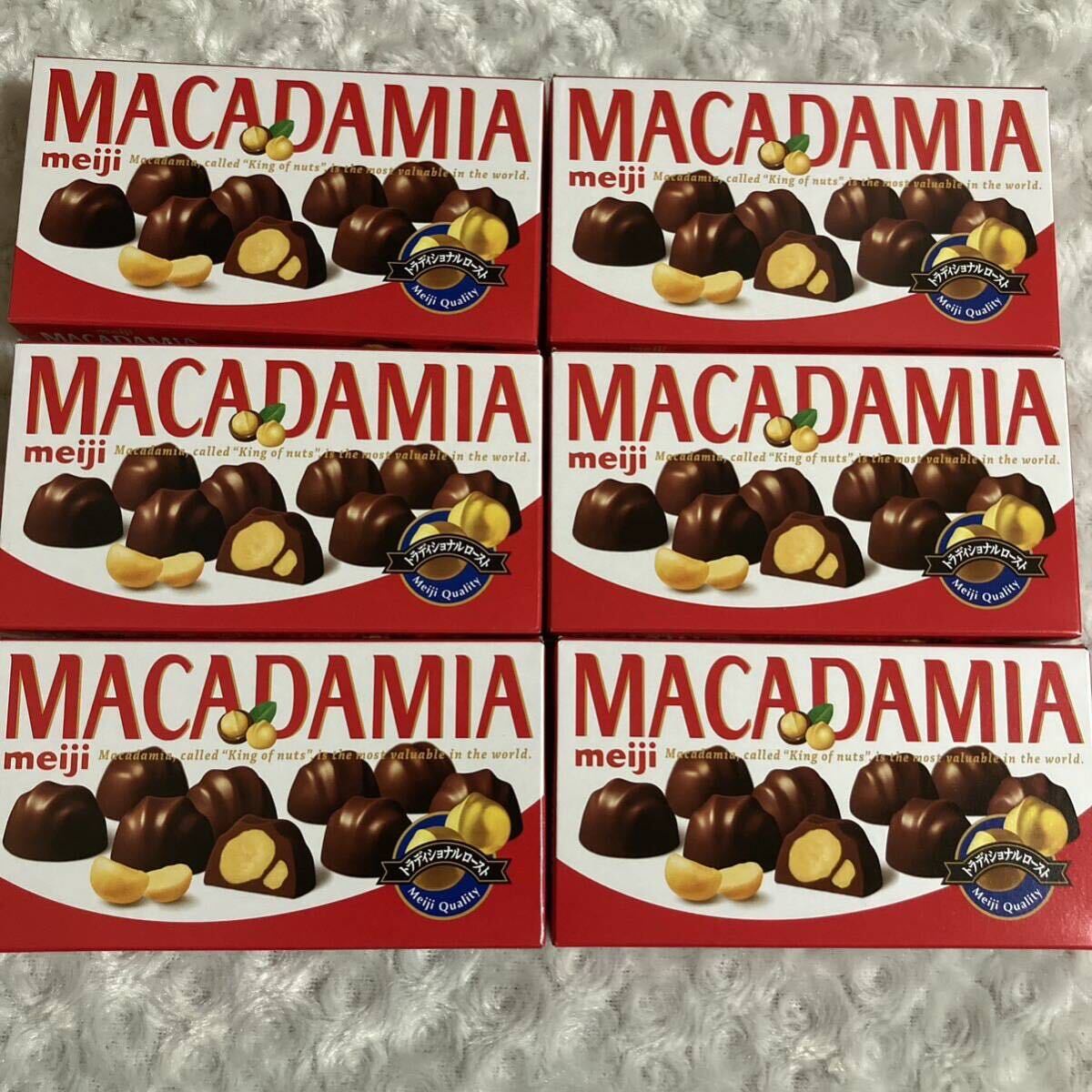 マカダミア ナッツ チョコレート ９粒 ６箱の画像1
