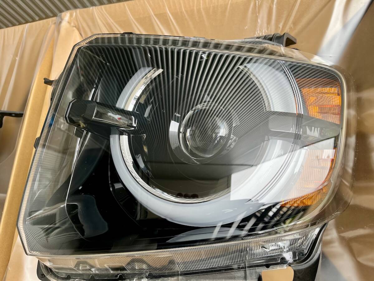 [ secondhand goods ] Honda N-VAN FUN for LED head light (2 year about use )