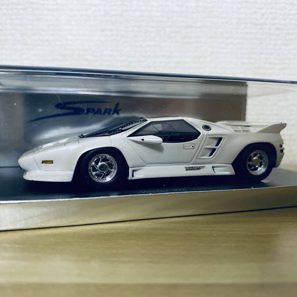 1/43 スパーク ベクター W8 ヴェクター S0797 スパークモデル 1/43 スパーク ベクター W8 ヴェクター S0797 スパークモデル