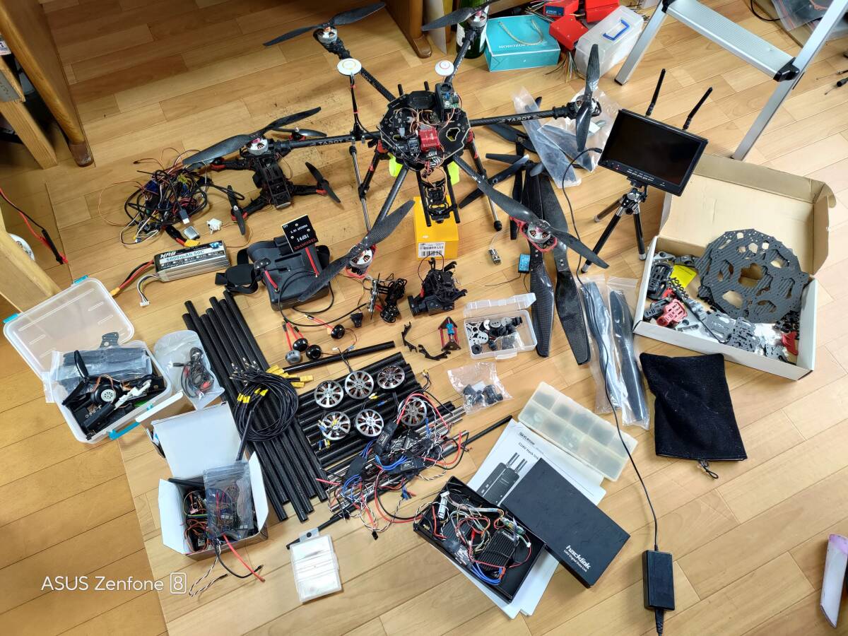 自作ドローン TAROTFY960 DJI NAZA M V2 その他部品多数の画像2