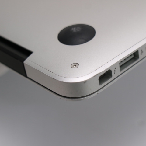 美品 MacBook Air 2015 13インチ 第5世代 Core i7 8GB SSD 256GB ノートパソコン Apple 中古 即日発送 あすつく 土日祝発送OK_画像3