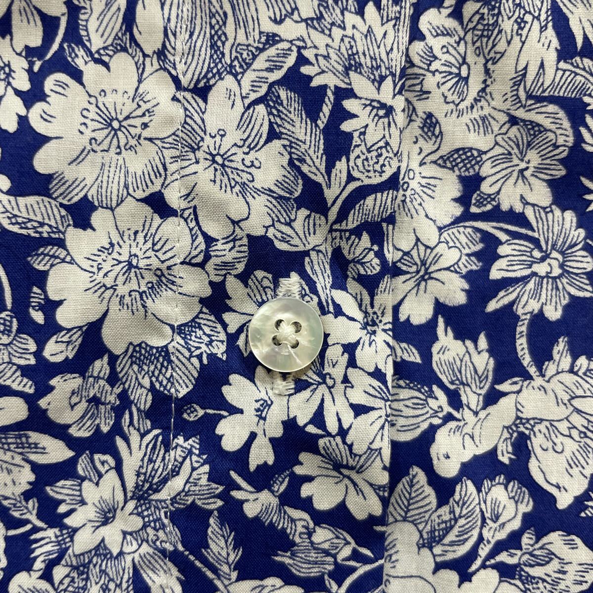 303 Maker's Shirt 鎌倉 メーカーズシャツ カマクラ LIBERTY 花柄 スタンドカラー ノースリーブ シャツ ブラウス サイズ38 薄地 40423W_画像5