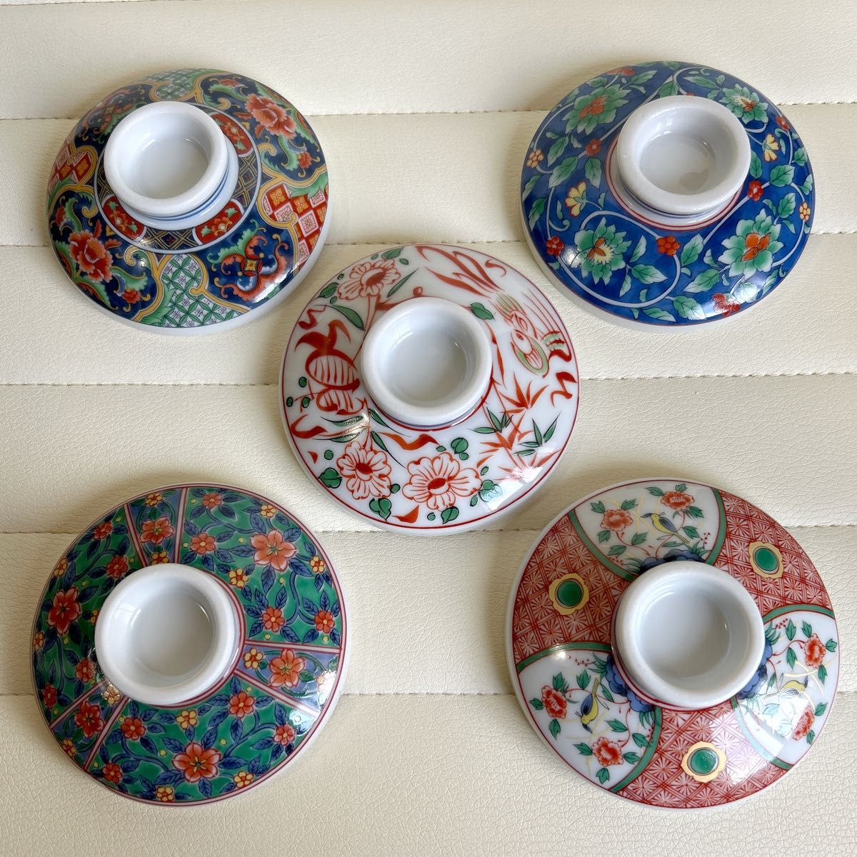 有田焼 南山窯 絵変わり 蓋付き碗揃 5客 茶碗蒸し碗 赤絵花鳥 有田焼 南山窯 絵変わり 蓋付き碗揃 5客 茶碗蒸し碗 赤絵花鳥