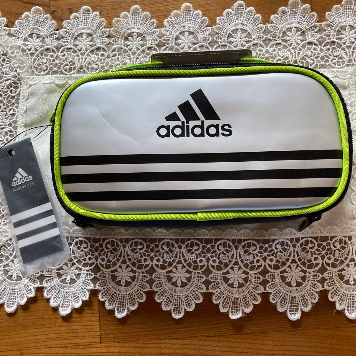 adidas 裁縫セット