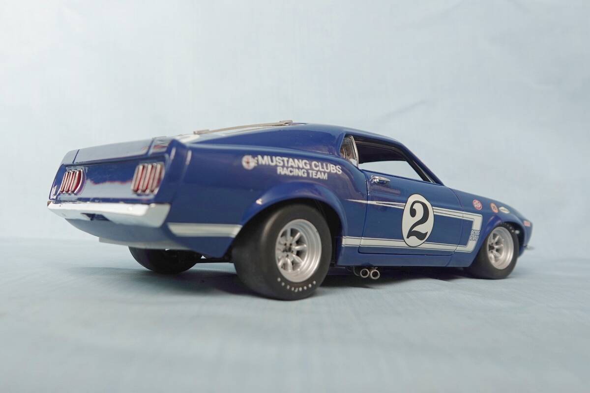 1/18 GMP/Welly 1969 Ford Trans-Am Mustang BOSS 302 #2　中古品_画像8