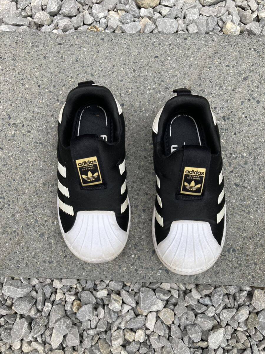 adidas スニーカー ジュニア　15㎝_画像1